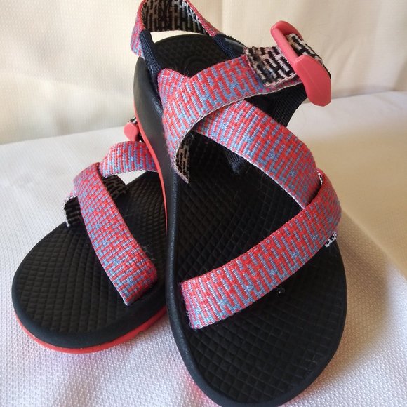 Chaco Other - Girls Chaco Sandals-Size:11